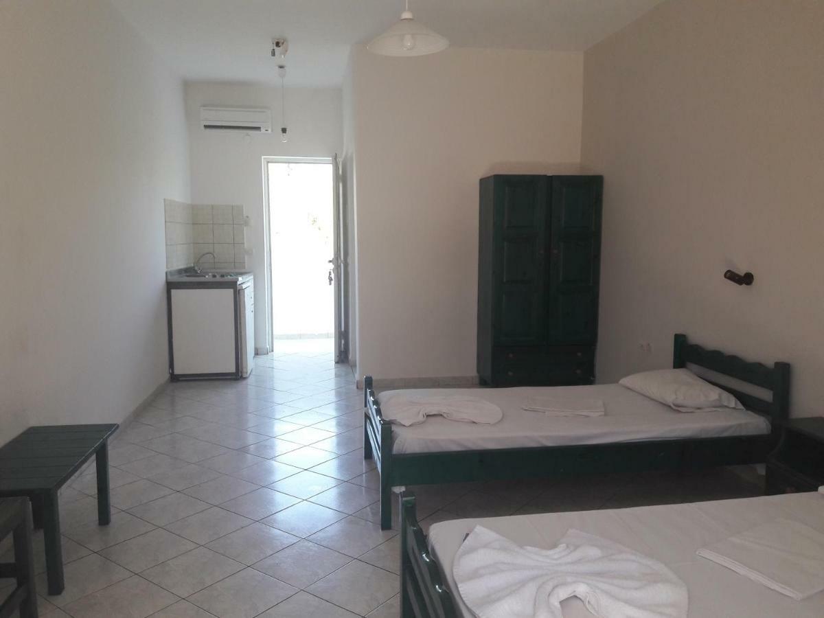 Ellinis Aparthotel Laganas Exterior photo